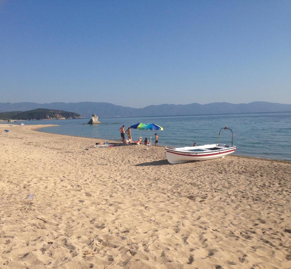 Ikidiki Beach Villa Ierissós Exterior foto