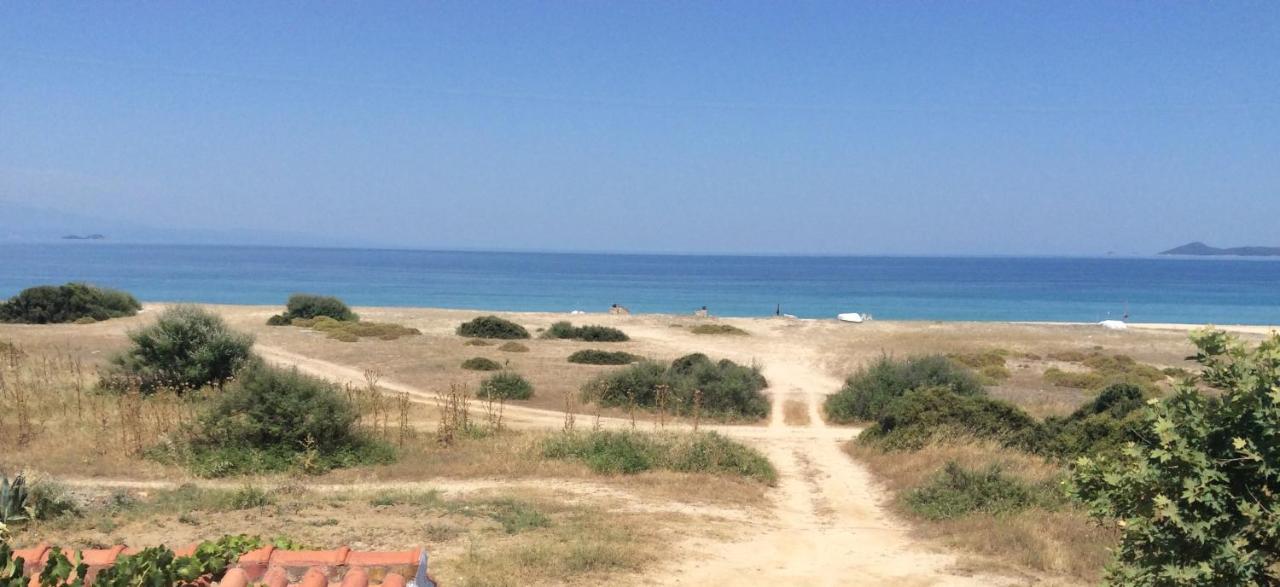 Ikidiki Beach Villa Ierissós Exterior foto